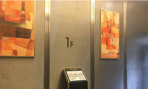 Architectural woven meshes