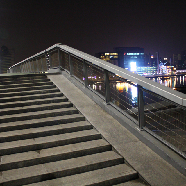 Curtain wall network