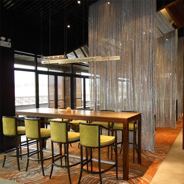 Aluminum Cloth Curtain