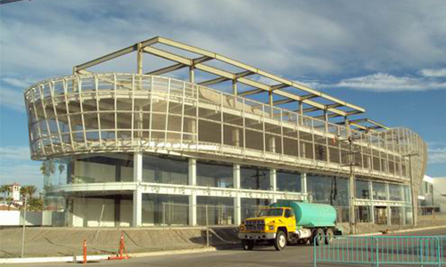 Architectural woven meshes